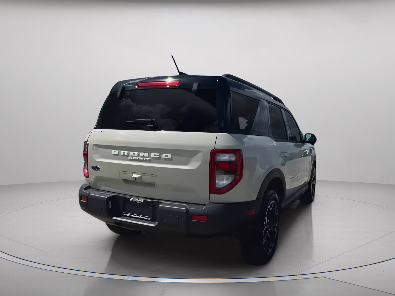 2025 Beige Ford Bronco Sport Outer Banks 4X4 SUV