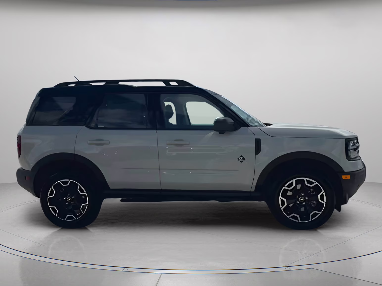 2025 Beige Ford Bronco Sport Outer Banks 4X4 SUV