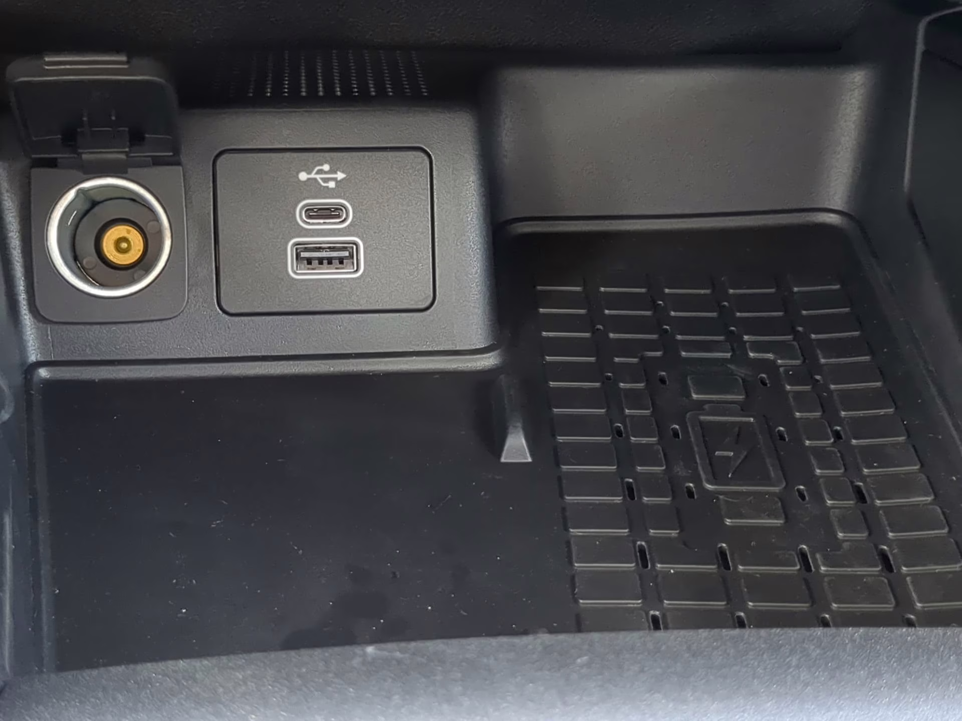 2025 Beige Ford Bronco Sport Outer Banks 4X4 SUV