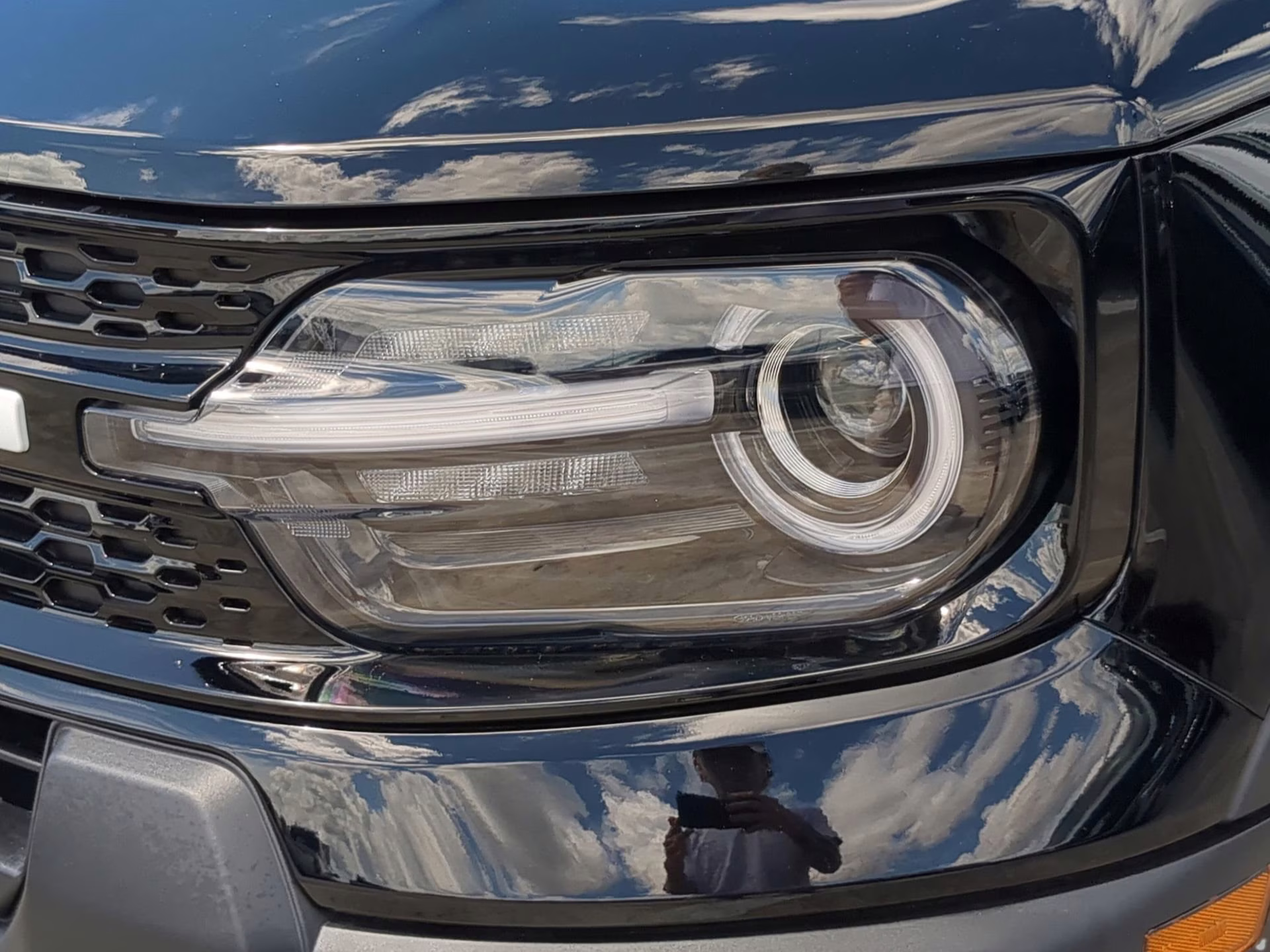 2025 Shadow Black Ford Bronco Sport Outer Banks 4X4 SUV