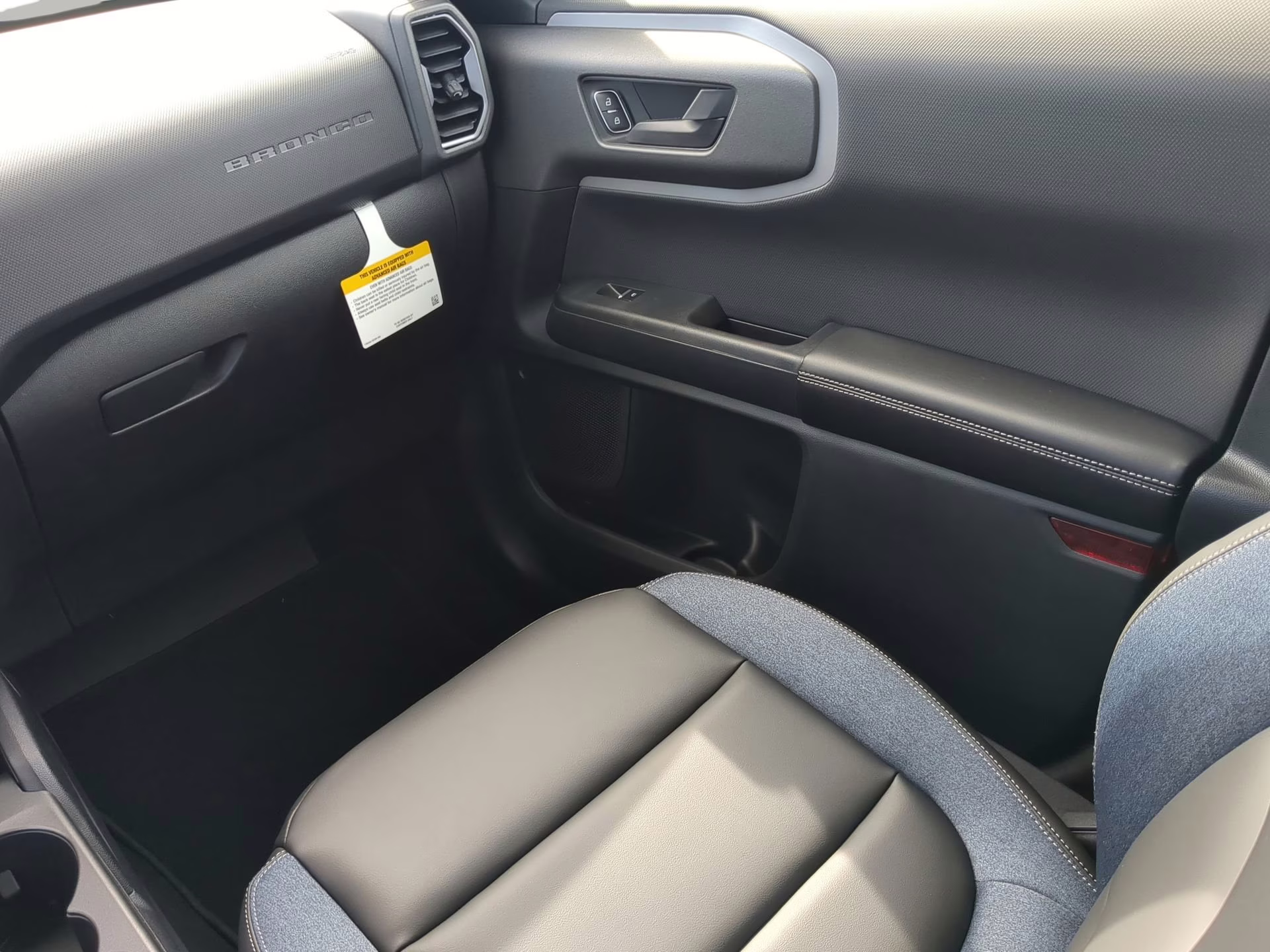 2025 Azure Gray Metallic Tri-Coat Ford Bronco Sport Outer Banks 4X4 SUV