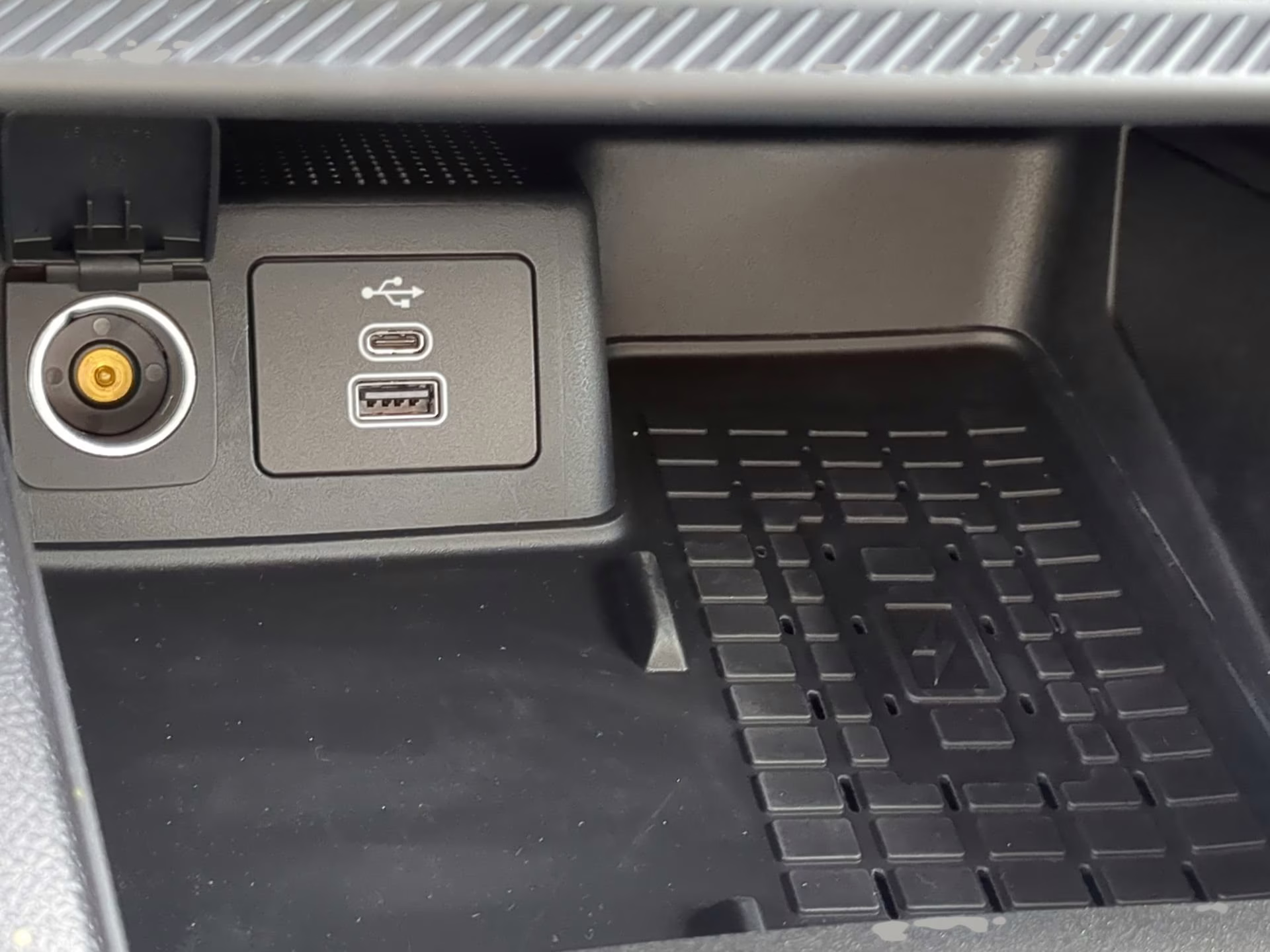 2025 Azure Gray Metallic Tri-Coat Ford Bronco Sport Outer Banks 4X4 SUV