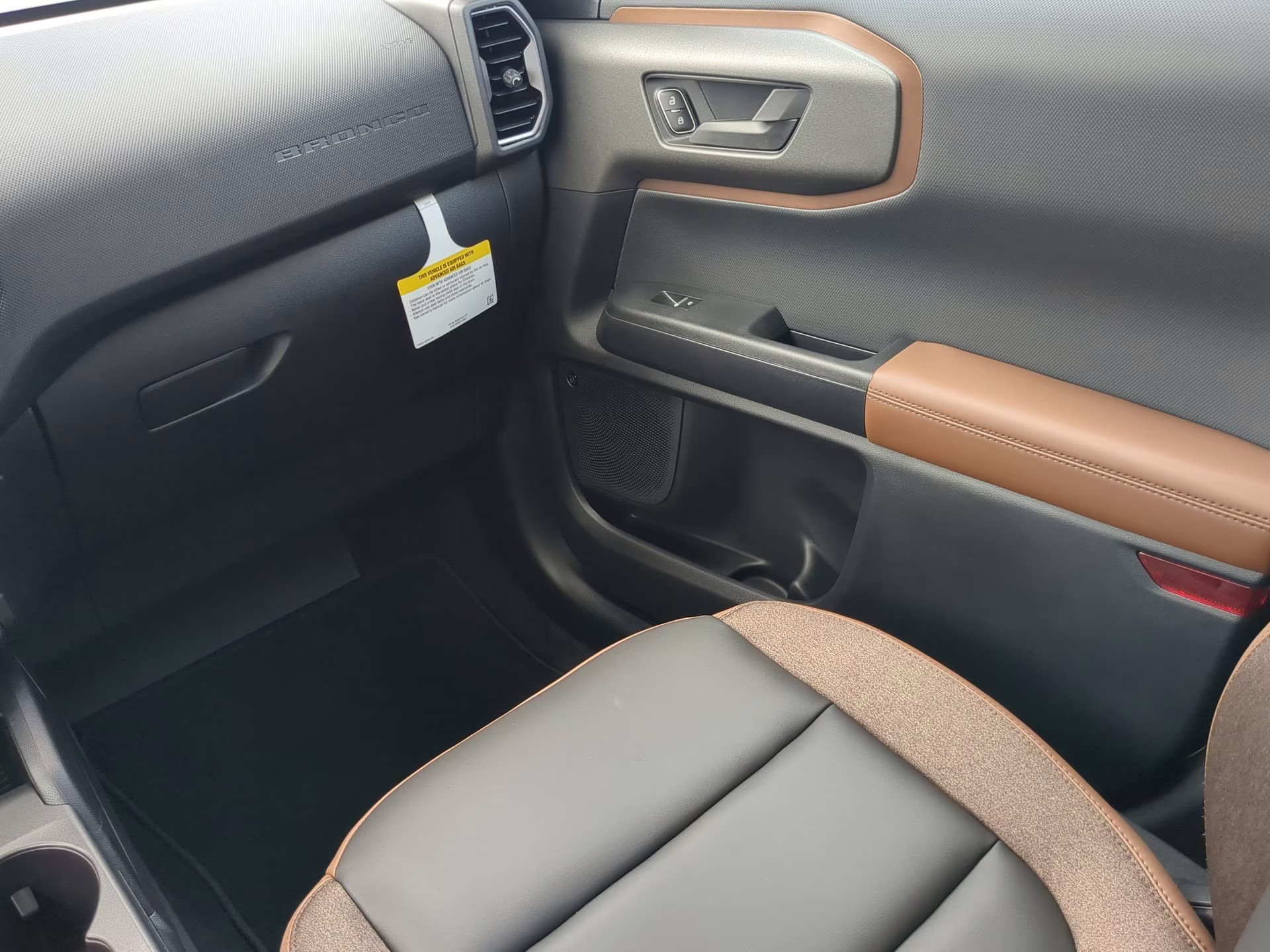 2025 Beige Ford Bronco Sport Outer Banks 4X4 SUV