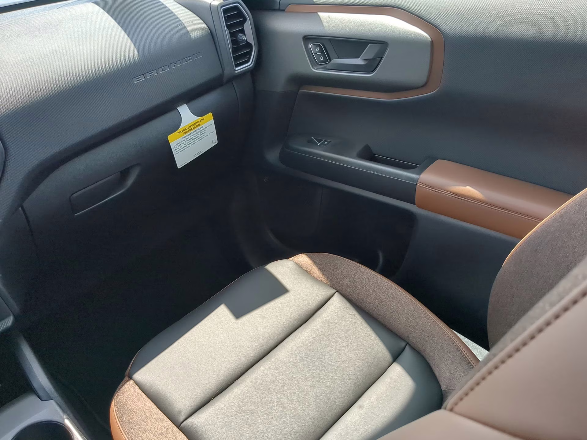 2025 Azure Gray Metallic Tri-Coat Ford Bronco Sport Outer Banks 4X4 SUV