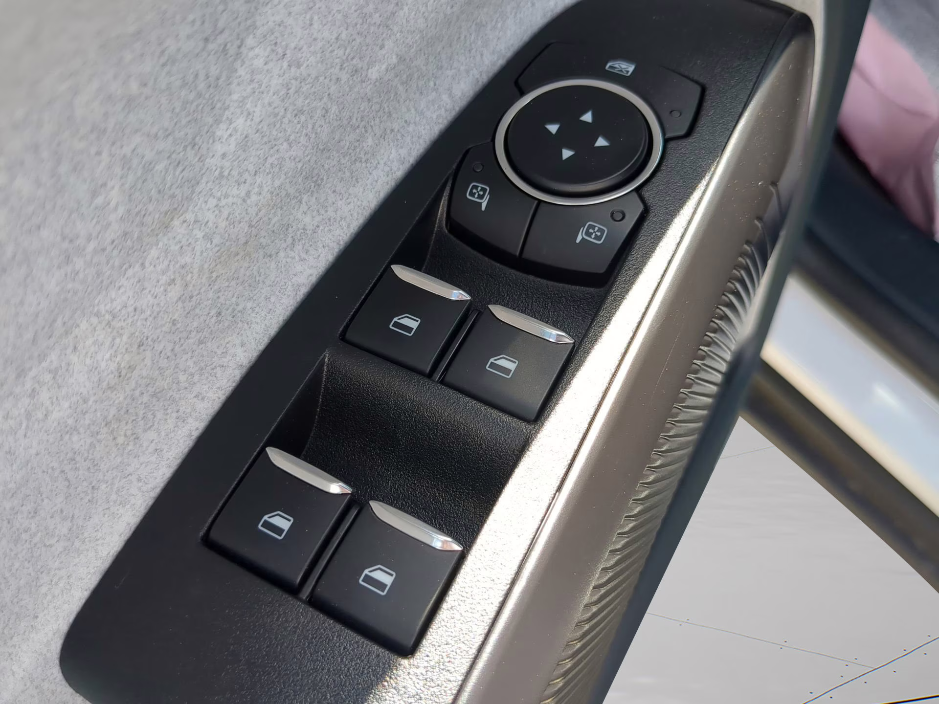 2025 Oxford White Ford Maverick XLT Crew Cab Pickup AWD Truck