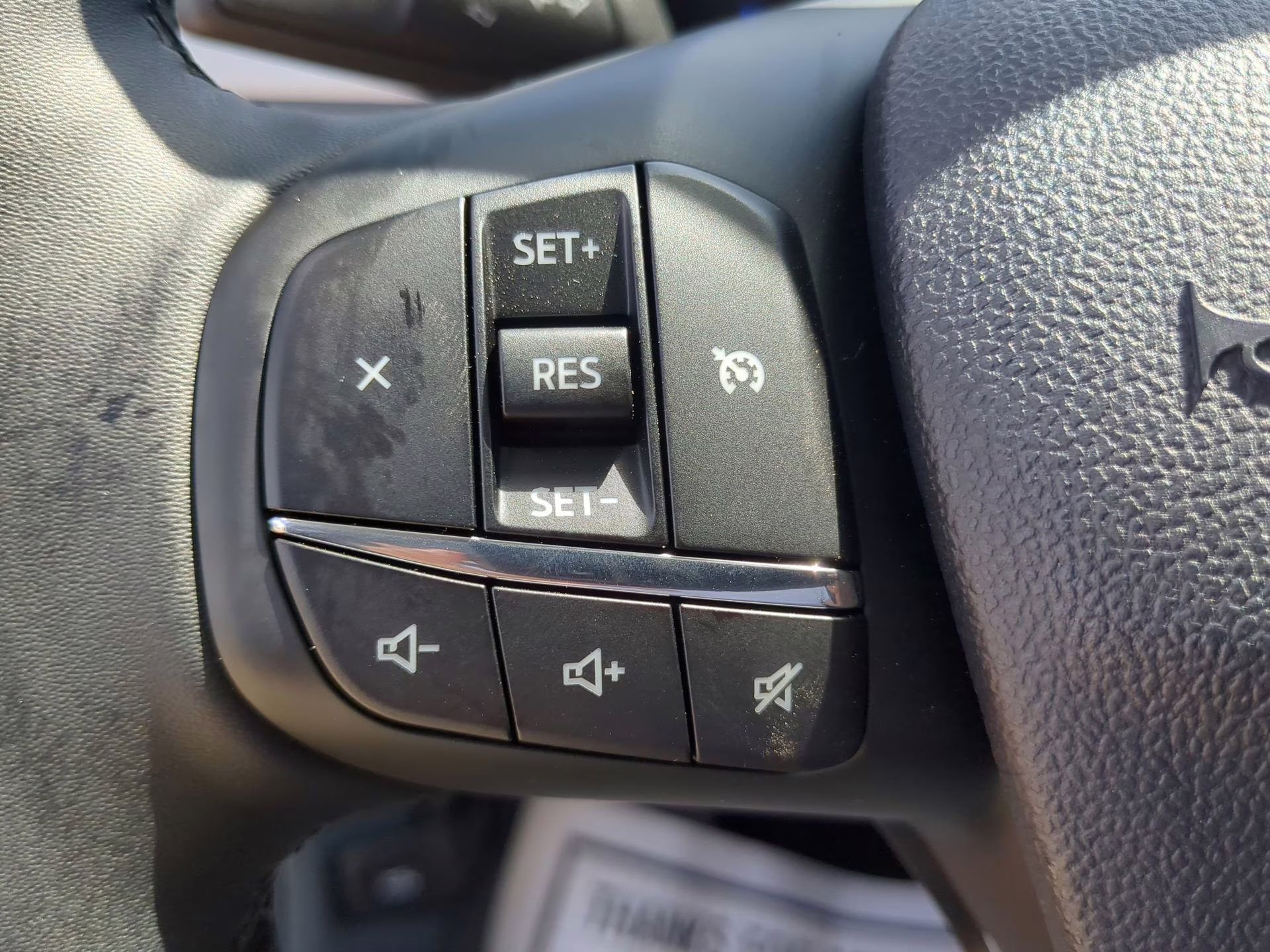 2025 Oxford White Ford Maverick XLT Crew Cab Pickup AWD Truck