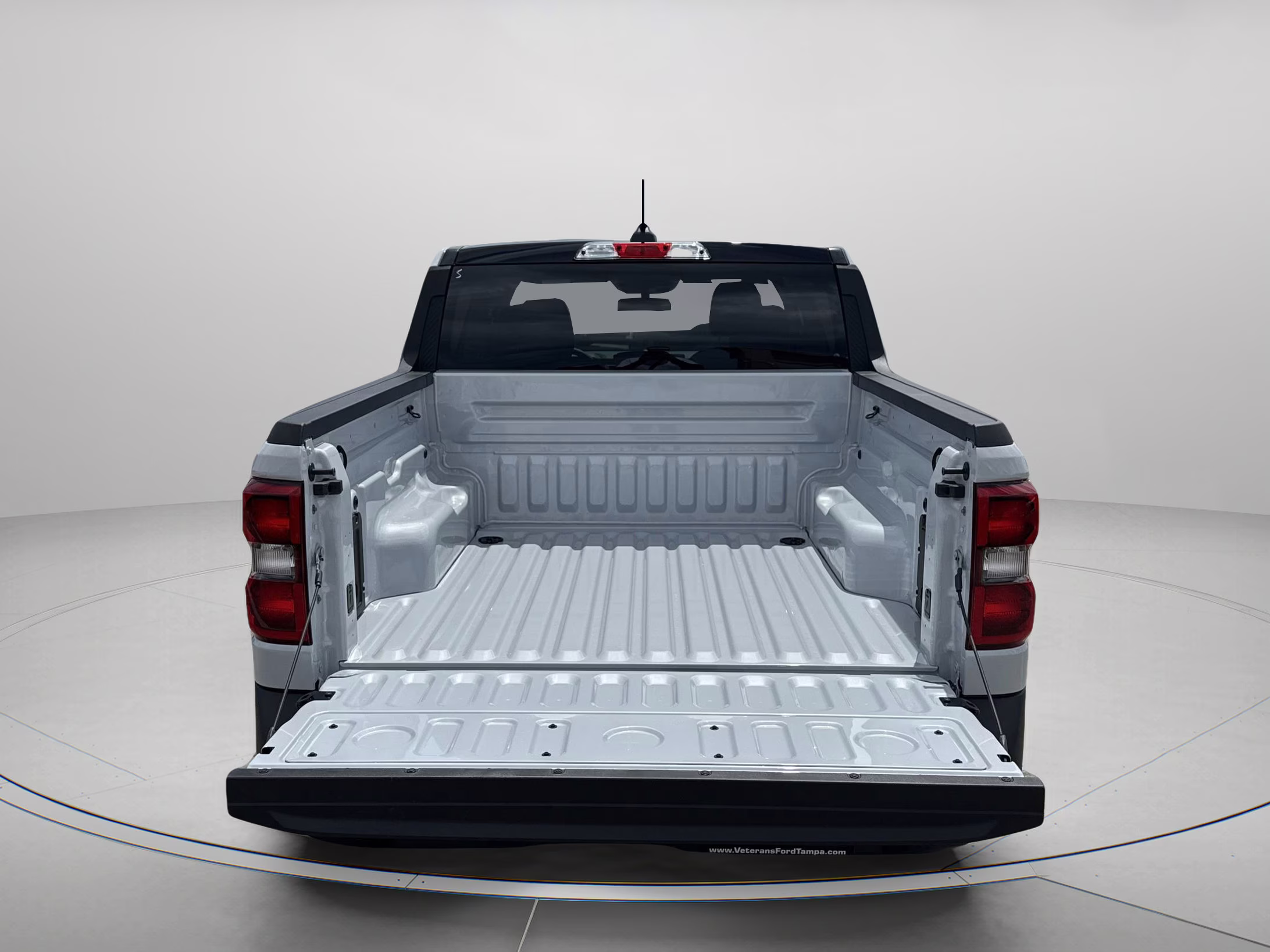 2025 Space White Metallic Ford Maverick XLT Crew Cab Pickup AWD Truck