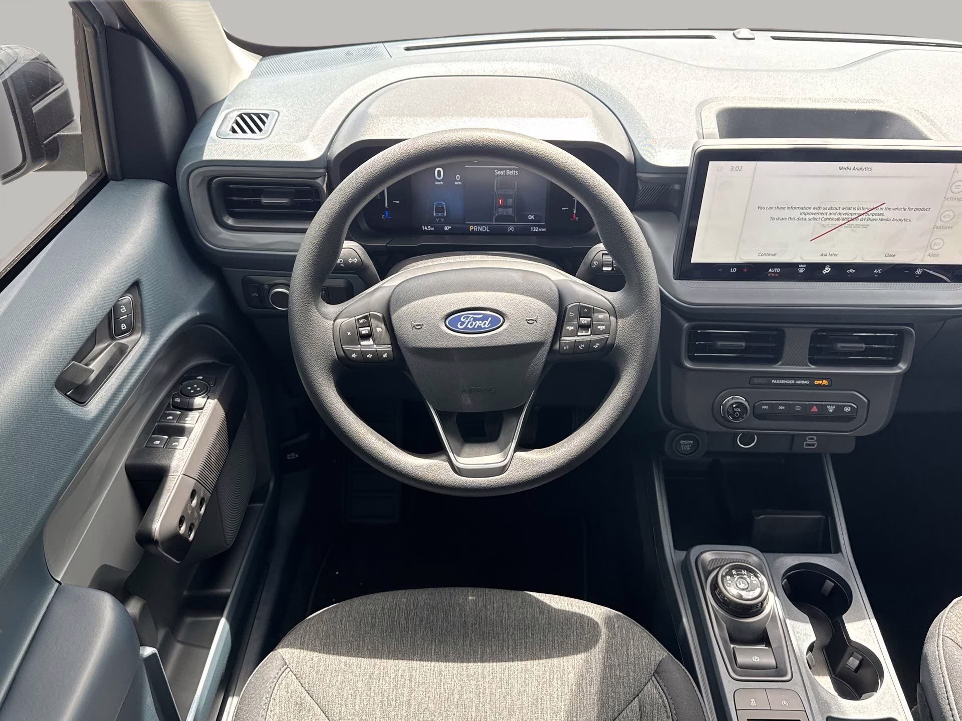 2025 Space White Metallic Ford Maverick XLT Crew Cab Pickup AWD Truck