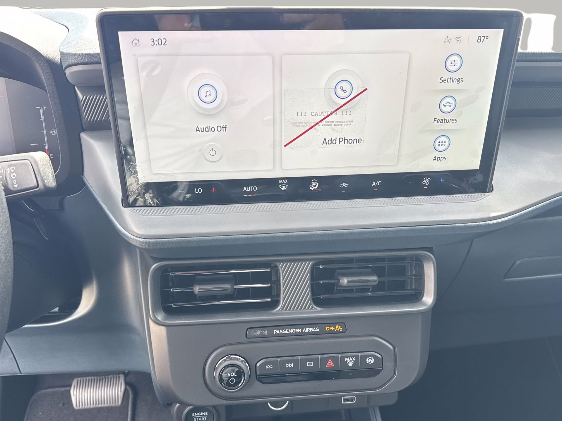 2025 Space White Metallic Ford Maverick XLT Crew Cab Pickup AWD Truck