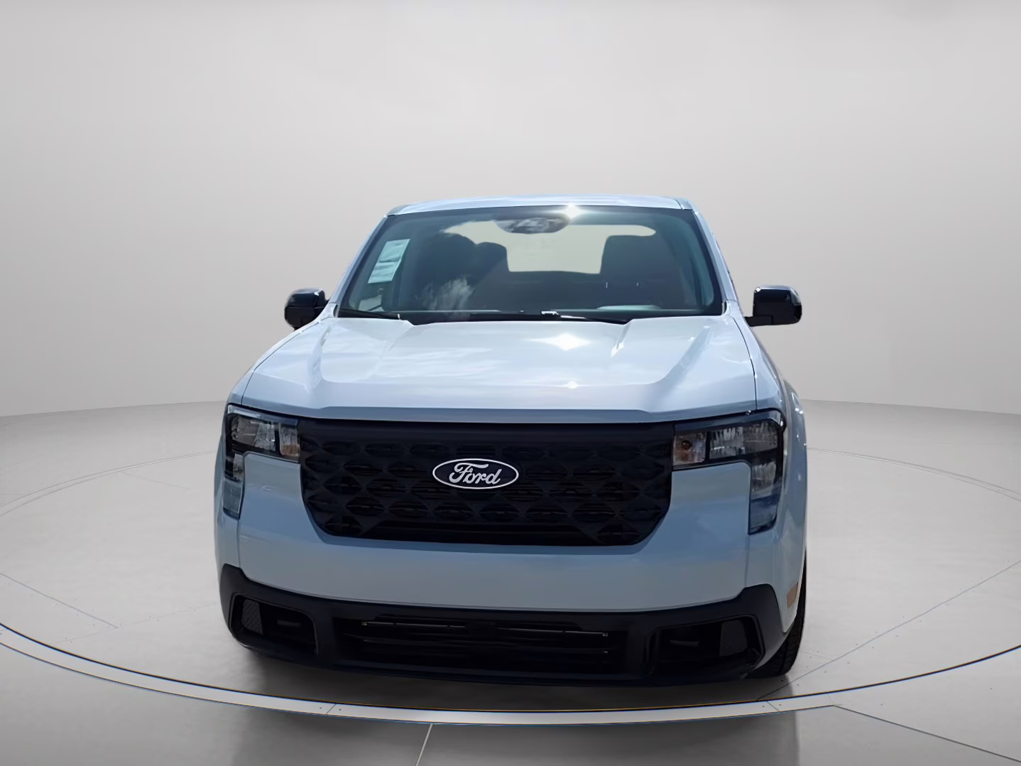 2025 Space White Metallic Ford Maverick XLT Crew Cab Pickup AWD Truck