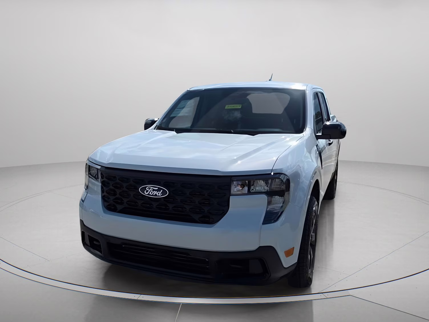 2025 Space White Metallic Ford Maverick XLT Crew Cab Pickup AWD Truck