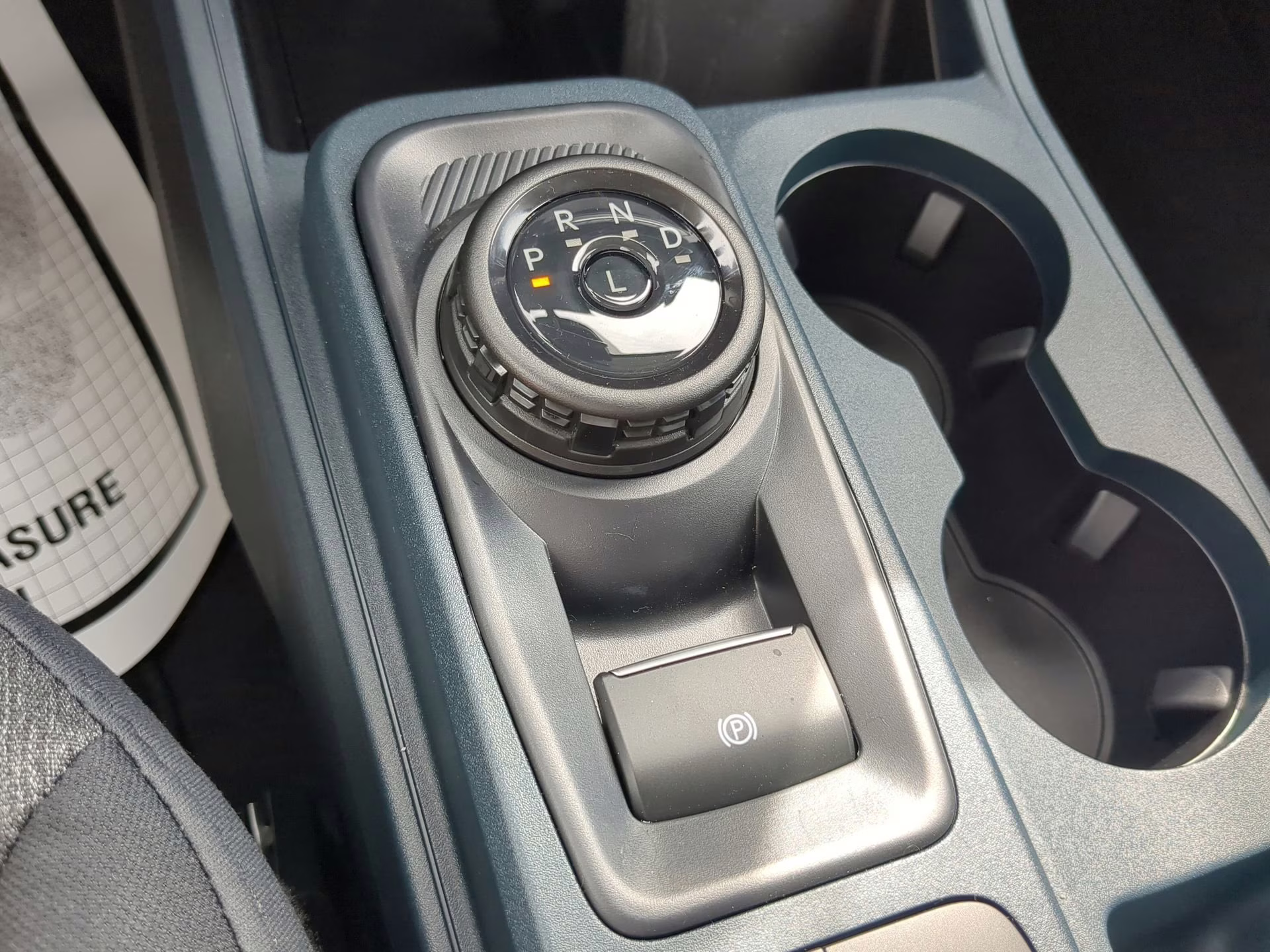 2025 Shadow Black Ford Maverick XLT Crew Cab Pickup AWD Truck