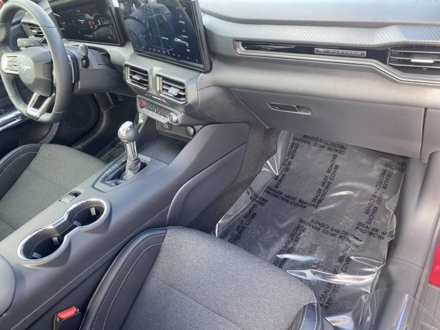 2026 Molten Magenta Metallic Tinted Clearcoat Ford Mustang GT RWD Coupe