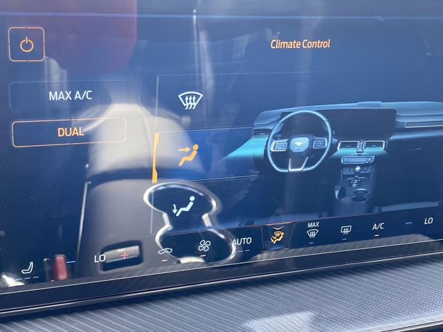 2026 Molten Magenta Metallic Tinted Clearcoat Ford Mustang GT RWD Coupe