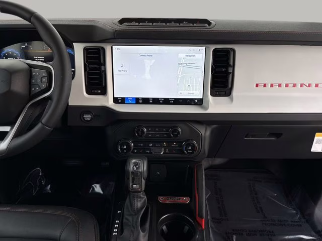 2025 Oxford White Ford Bronco Stroppe Edition 4X4 Convertible