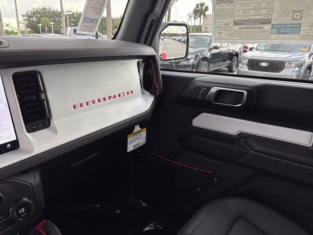 2025 Oxford White Ford Bronco Stroppe Edition 4X4 Convertible