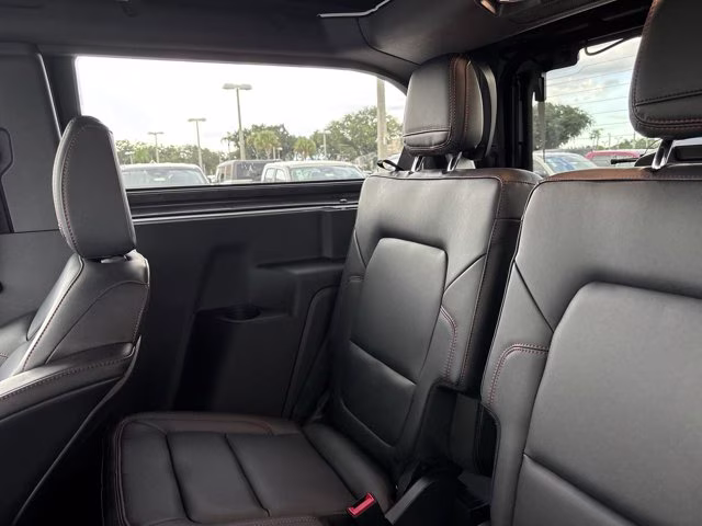 2025 Oxford White Ford Bronco Stroppe Edition 4X4 Convertible