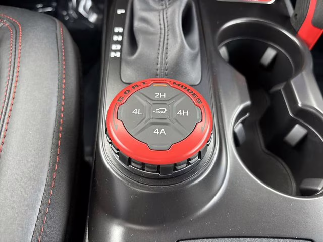 2025 Oxford White Ford Bronco Stroppe Edition 4X4 Convertible