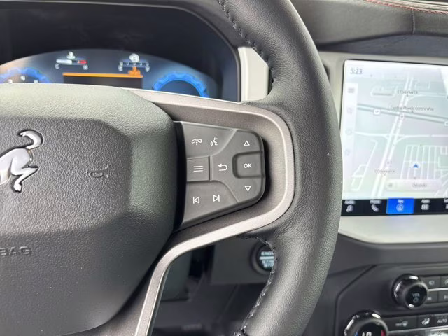 2025 Oxford White Ford Bronco Stroppe Edition 4X4 Convertible