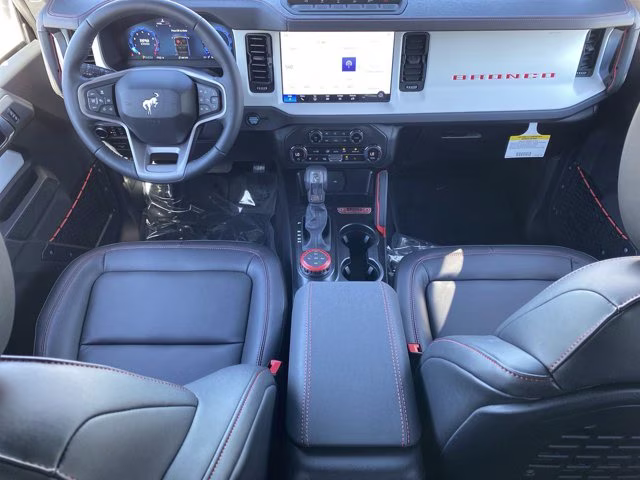 2025 Oxford White Ford Bronco Stroppe Edition 4X4 Convertible