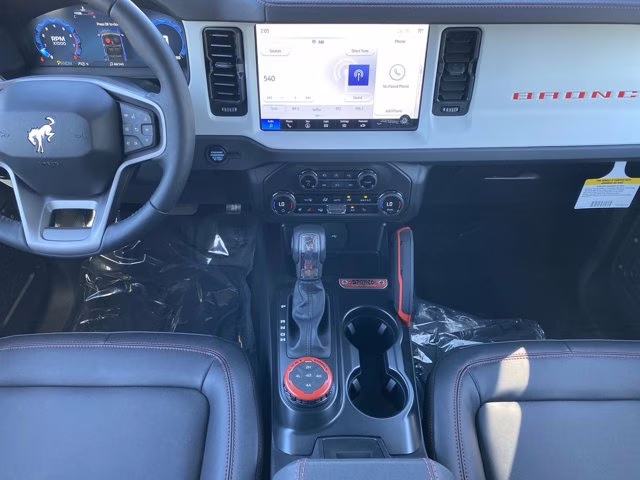 2025 Oxford White Ford Bronco Stroppe Edition 4X4 Convertible