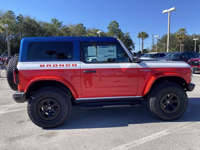 2025 Oxford White Ford Bronco Stroppe Edition 4X4 Convertible