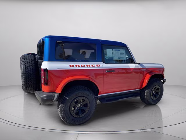 2025 Oxford White Ford Bronco Stroppe Edition 4X4 Convertible