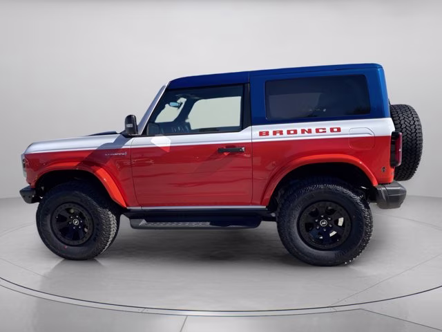 2025 Oxford White Ford Bronco Stroppe Edition 4X4 Convertible
