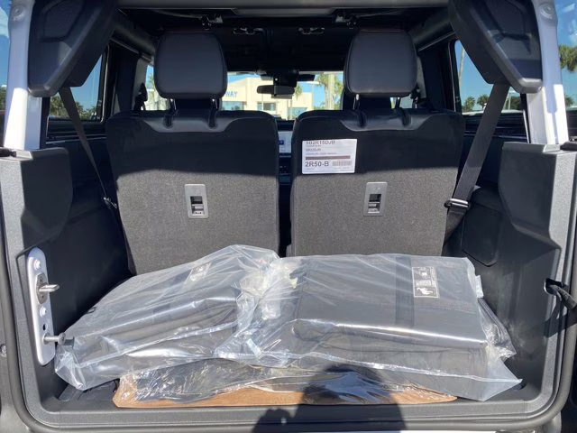 2025 Oxford White Ford Bronco Stroppe Edition 4X4 Convertible