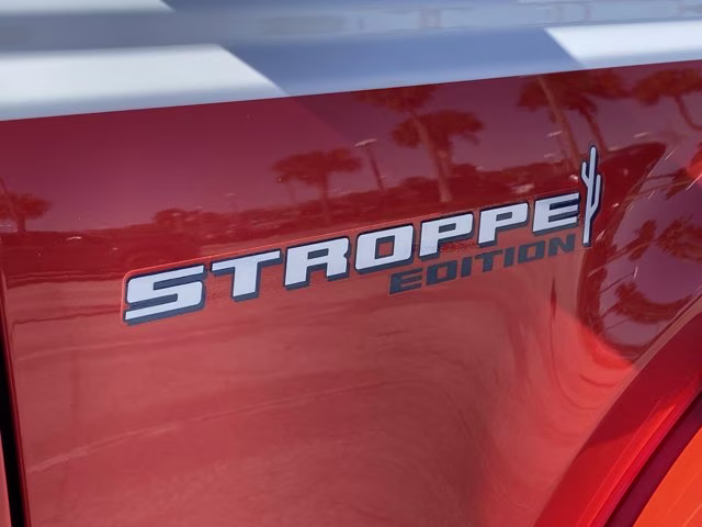 2025 Oxford White Ford Bronco Stroppe Edition 4X4 Convertible