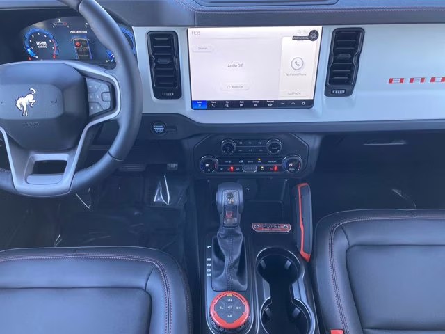 2025 Oxford White Ford Bronco Stroppe Edition 4X4 Convertible