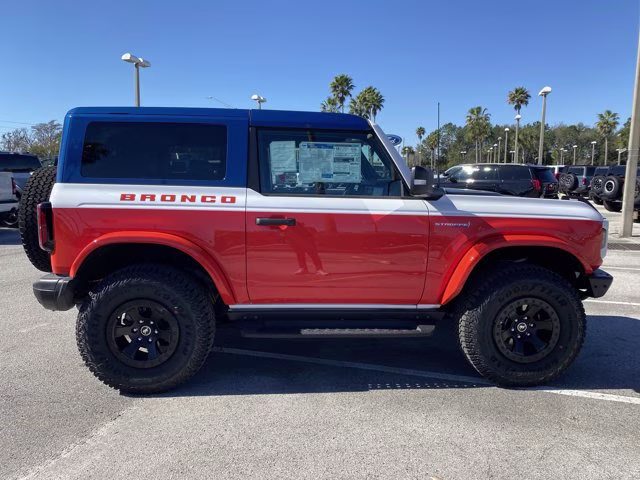 2025 Oxford White Ford Bronco Stroppe Edition 4X4 Convertible