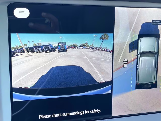 2025 Oxford White Ford Bronco Stroppe Edition 4X4 Convertible