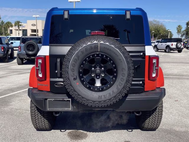 2025 Oxford White Ford Bronco Stroppe Edition 4X4 Convertible