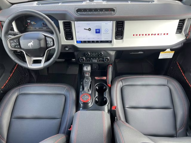 2025 Oxford White Ford Bronco Stroppe Edition 4X4 Convertible