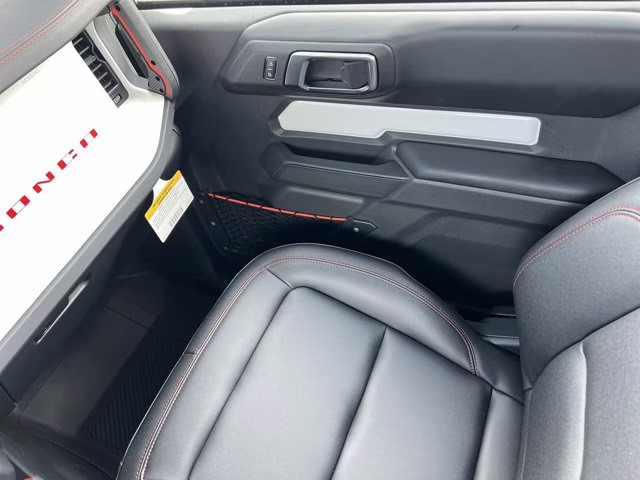 2025 Oxford White Ford Bronco Stroppe Edition 4X4 Convertible