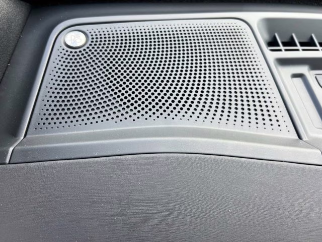 2025 Oxford White Ford Bronco Stroppe Edition 4X4 Convertible