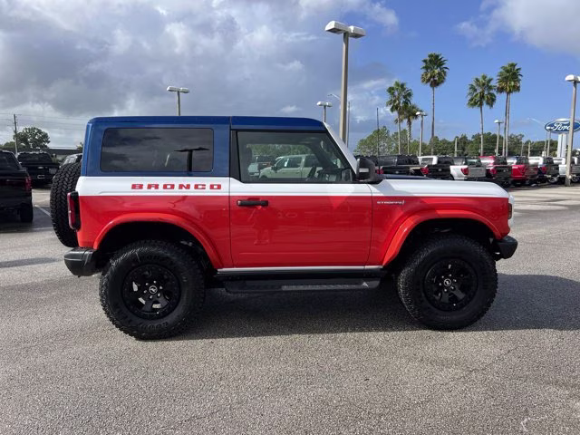 2025 Oxford White Ford Bronco Stroppe Edition 4X4 Convertible