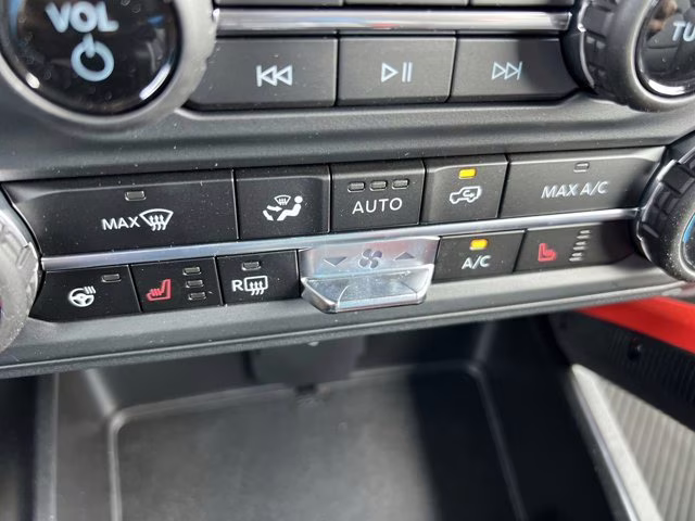 2025 Oxford White Ford Bronco Stroppe Edition 4X4 Convertible