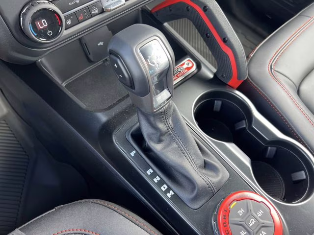 2025 Oxford White Ford Bronco Stroppe Edition 4X4 Convertible