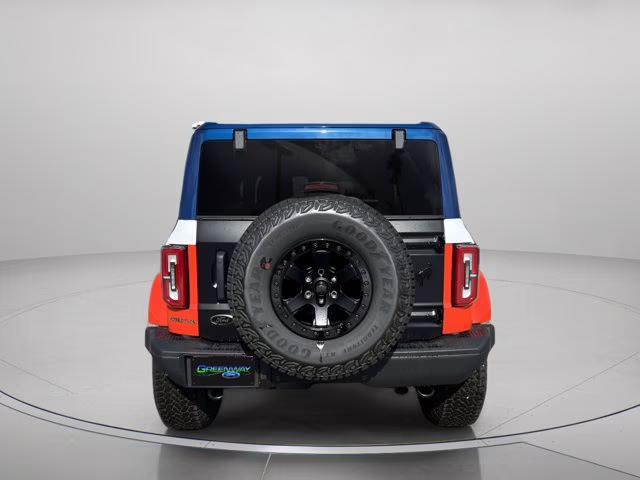 2025 Oxford White Ford Bronco Stroppe Edition 4X4 Convertible