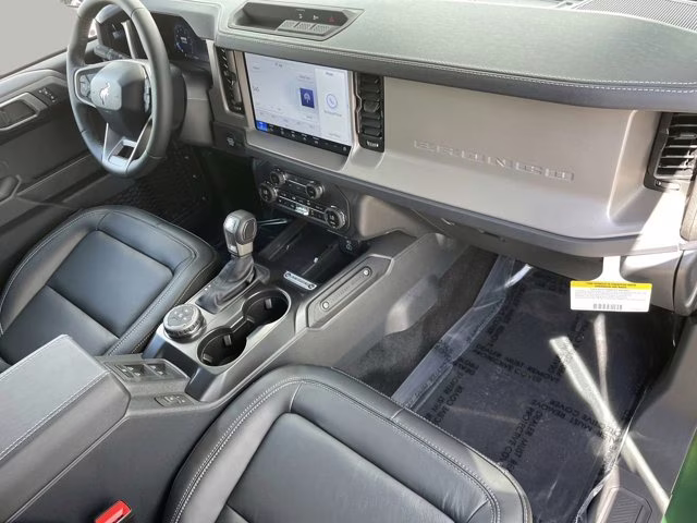 2025 Eruption Green Metallic Ford Bronco Outer Banks 4X4 Convertible