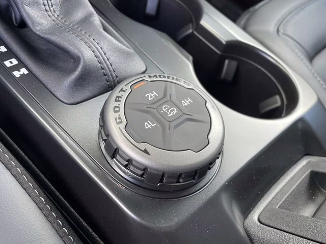 2025 Eruption Green Metallic Ford Bronco Outer Banks 4X4 Convertible