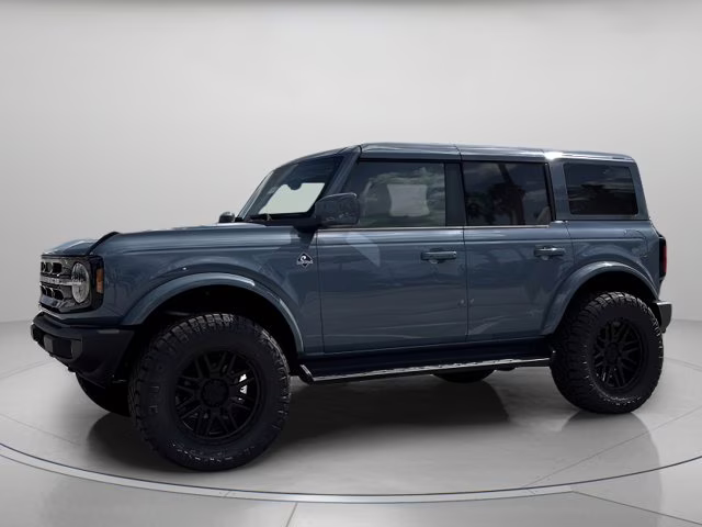 2025 Azure Gray Metallic Tri-Coat Ford Bronco Outer Banks 4X4 Convertible