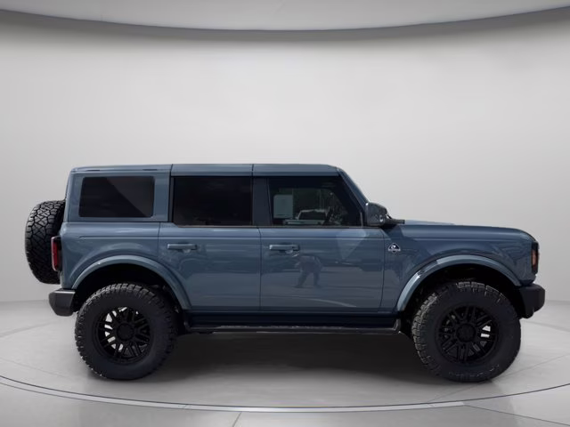 2025 Azure Gray Metallic Tri-Coat Ford Bronco Outer Banks 4X4 Convertible