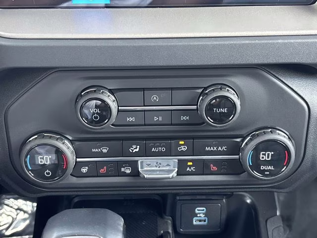 2025 Azure Gray Metallic Tri-Coat Ford Bronco Outer Banks 4X4 Convertible