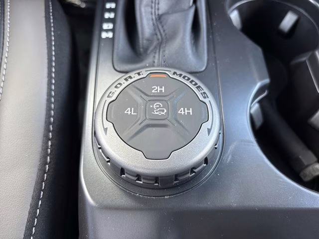 2025 Azure Gray Metallic Tri-Coat Ford Bronco Outer Banks 4X4 Convertible