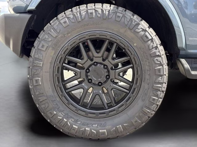2025 Azure Gray Metallic Tri-Coat Ford Bronco Outer Banks 4X4 Convertible