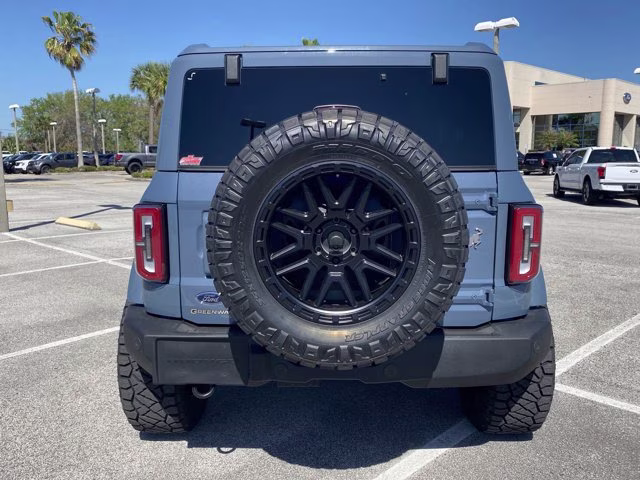 2025 Azure Gray Metallic Tri-Coat Ford Bronco Outer Banks 4X4 Convertible