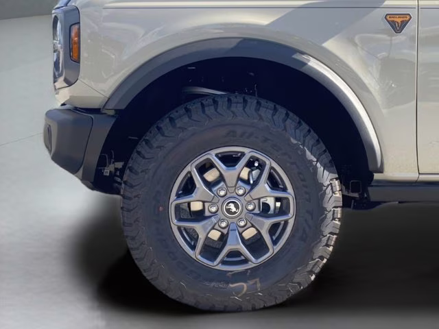 2025 Desert Sand Ford Bronco Badlands 4X4 Convertible